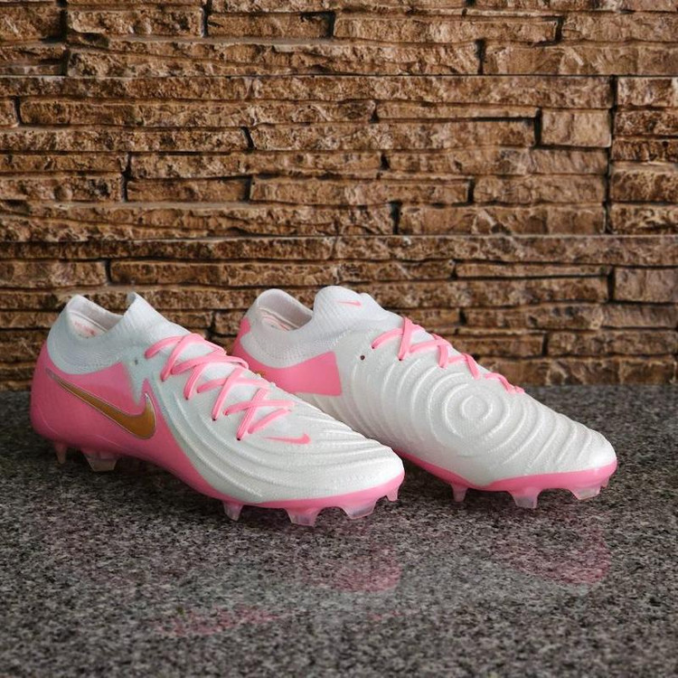 کفش فوتبال نایک فانتوم جی ایکس Nike Phantom GX 2