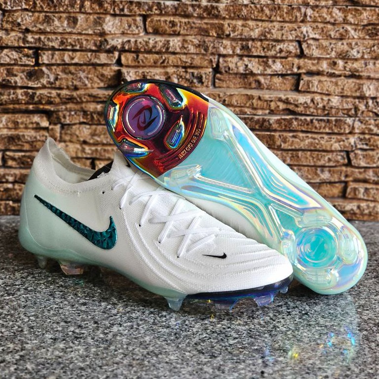 کفش فوتبال نایک فانتوم جی ایکس Nike Phantom GX 2