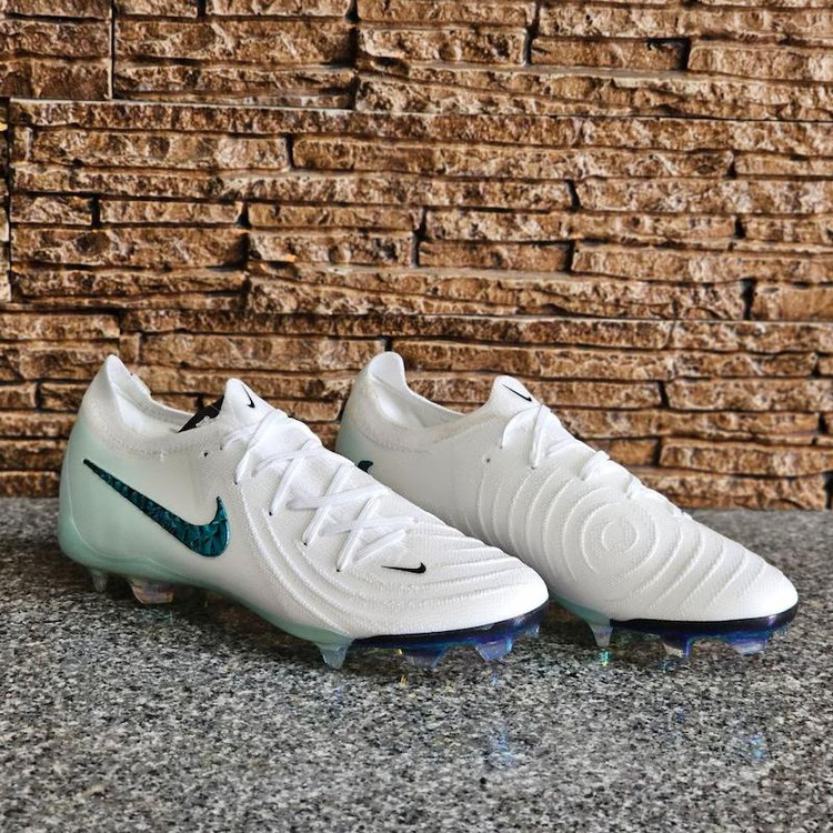 کفش فوتبال نایک فانتوم جی ایکس Nike Phantom GX 2