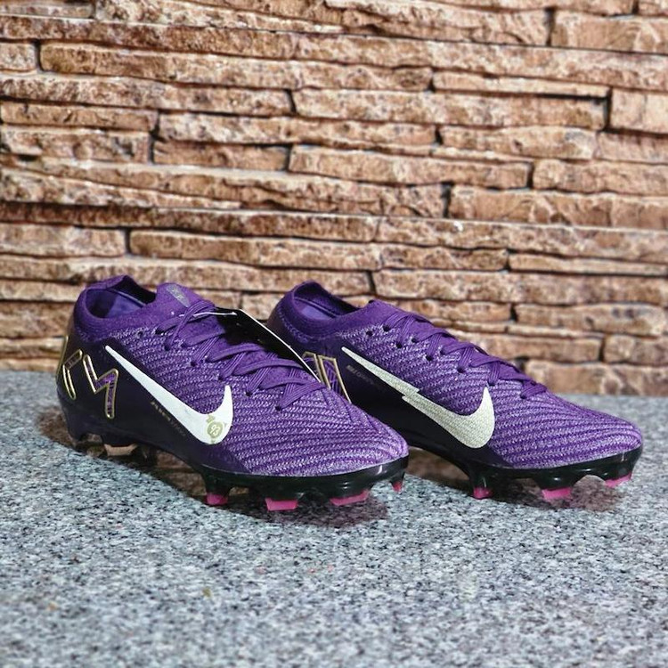کفش فوتبال نایک مرکوریال ایرزوم ویپورNike Mercurial Airzoom Vapor 16