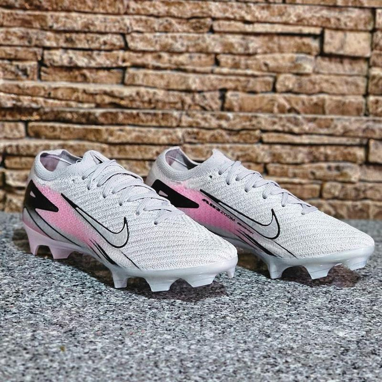 کفش فوتبال نایک مرکوریال ایرزوم ویپورNike Mercurial Airzoom Vapor 16