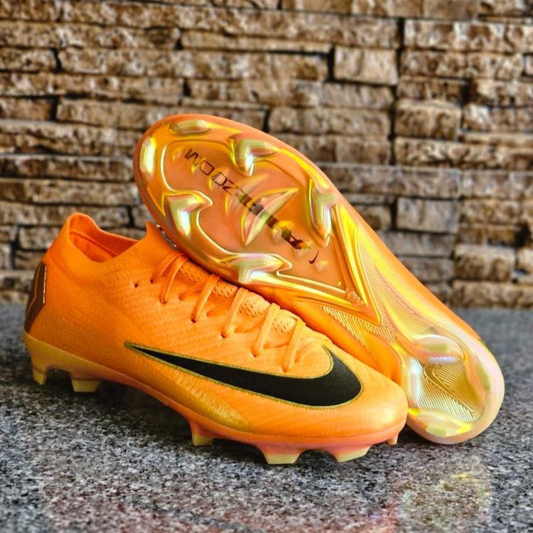 کفش فوتبال نایک مرکوریال ایرزوم ویپورNike Mercurial Airzoom Vapor 16