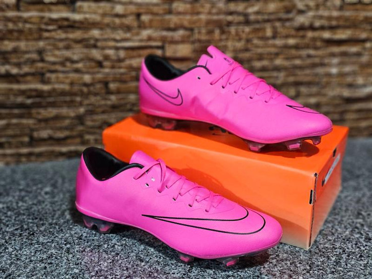 کفش فوتبال نایک مرکوریال ویپور Nike Mercurial Vapor 10