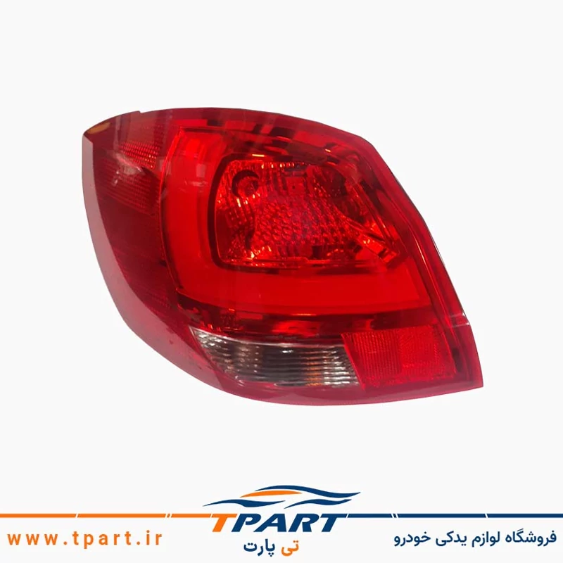 چراغ عقب روی بدنه کوییک سمت راننده برند فن آوران