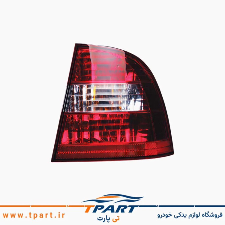 چراغ عقب روی بدنه سمند SE سمت شاگرد