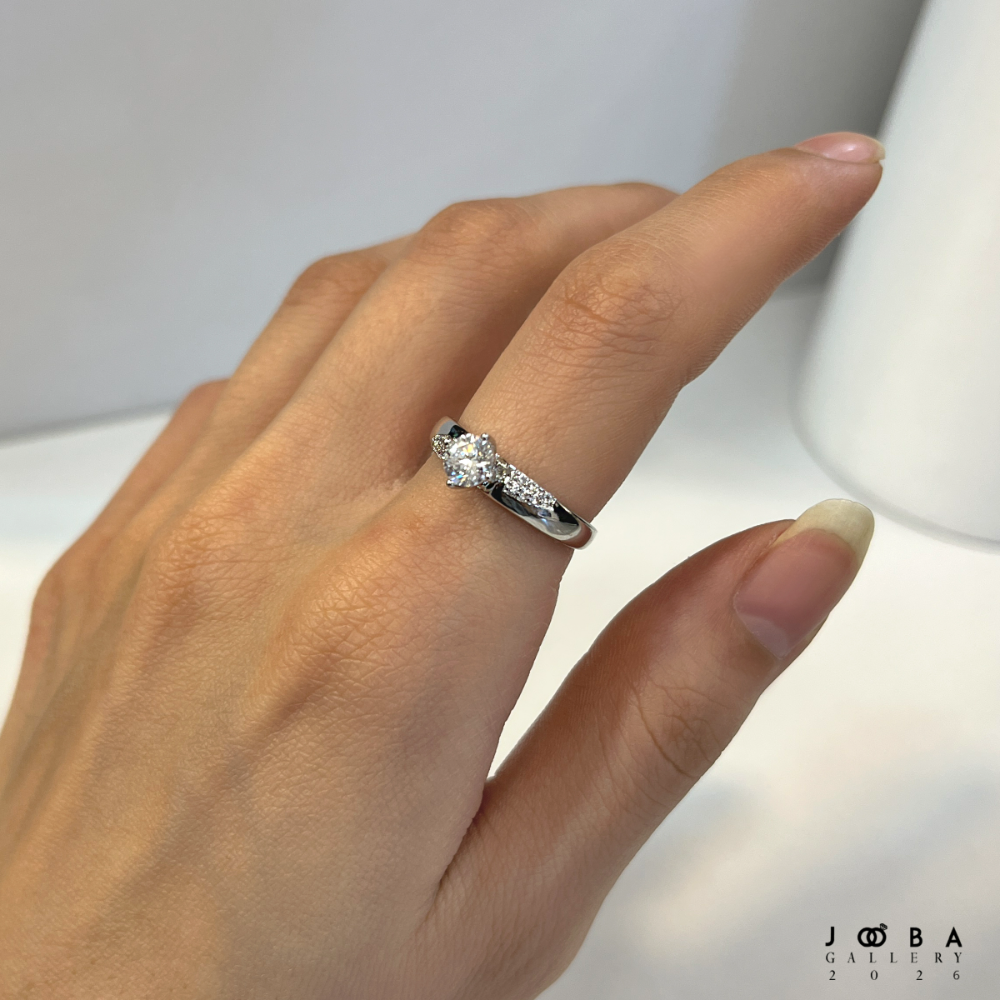 انگشتر تک نگین نقره ای ژوپینگ کد 302060183