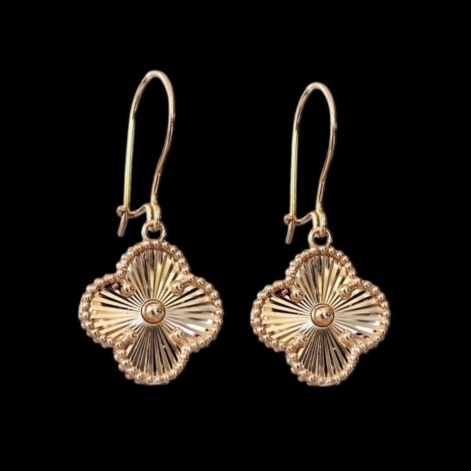 گوشواره طلا 18عیار ونکلیف شارپ 2.680گرم