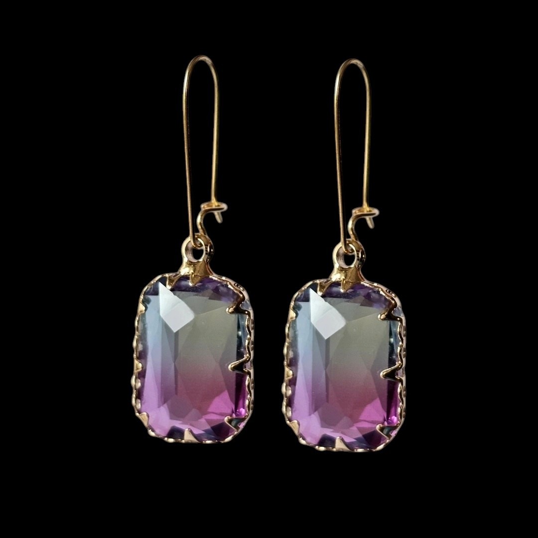 گوشواره طلا 18عیار آرمیتاژ 0.220گرم