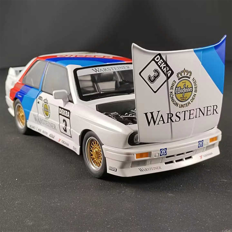 ماکت ماشین مدل BMW M3 E30 124 7K3