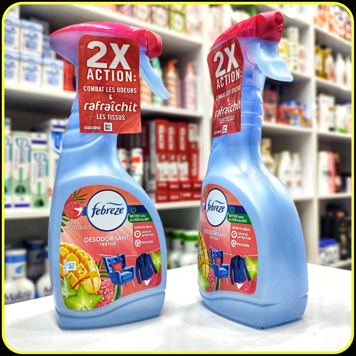 اسپری خوشبوکننده پارچه فبرز با رایحه میوههای استوایی Febreze Fabric Refresher Exotic Fruits 500ml