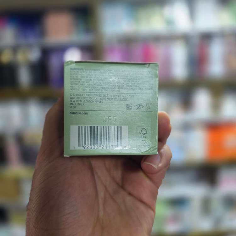 سرم آبرسان روشن کننده مویسچر سرج 125ml