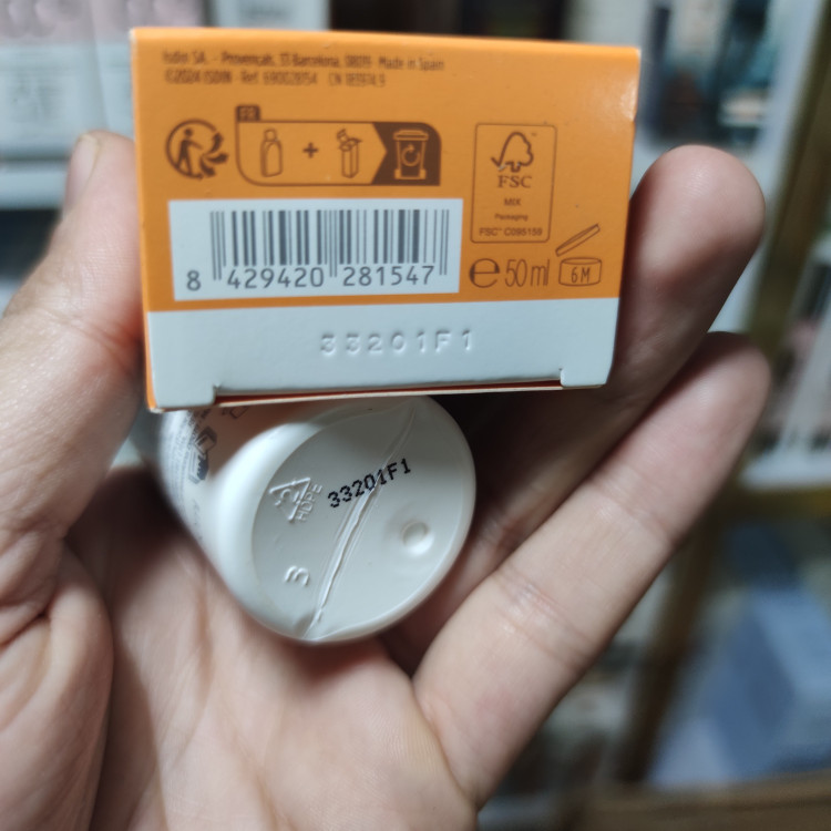 ضدآفتاب مجیک ایزدین ریپیر اورجینال 50ml ضدچروک