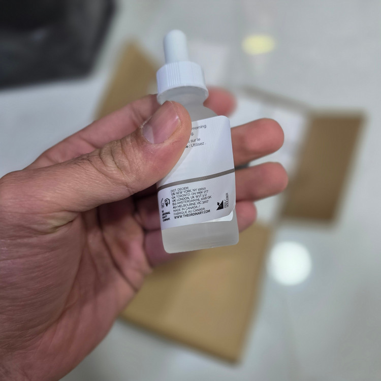 سرم هیالورونیک اسید و B5 اصلی اوردینری 2لیبله (دارای بچ کد4) جعبه مخملی