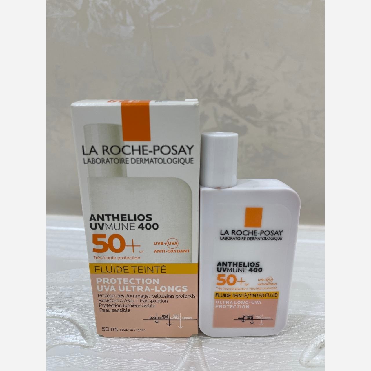 ضدآفتاب فلویید لاروش پوزای اورجینال 50ml بسیار سبک و زود جذب بژ خیلی روشن