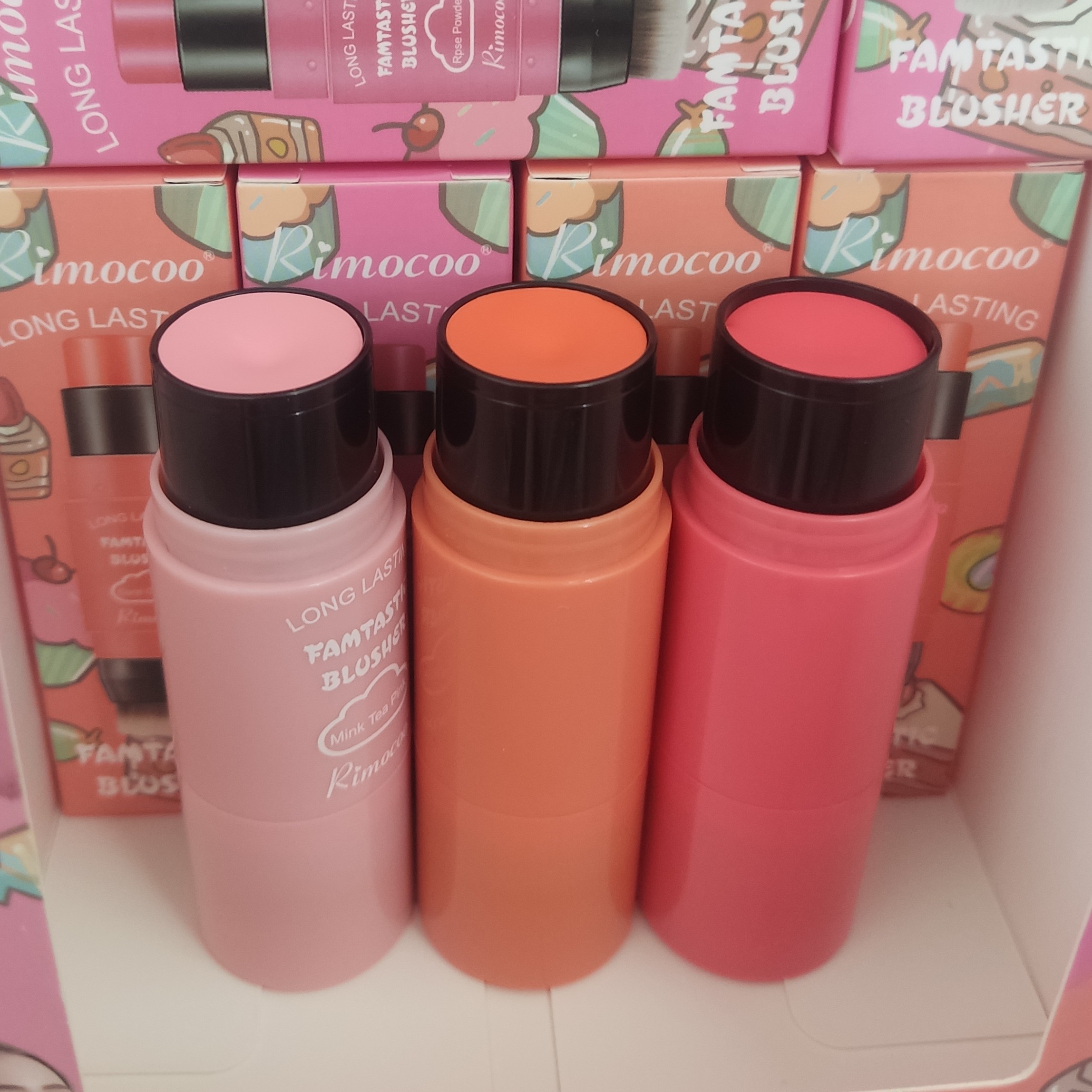 رژگونه براش دار استیکی ریموکو پک 96 عددی FAMTASTIC BLUSHER