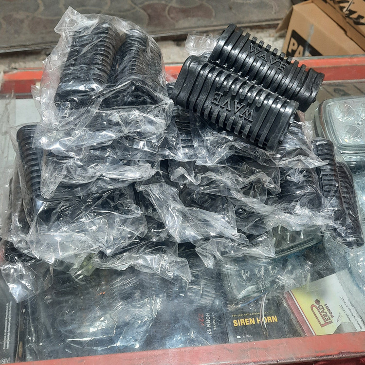لاستیک رکاب جلو فابریکی انواع ویو