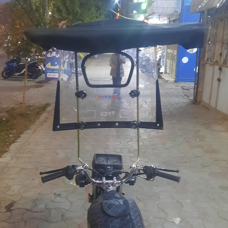 سایبان یا سقفی روی طلق دونفره جلوگیری ازباران وآفتاب