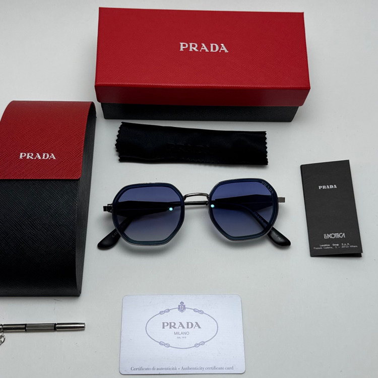 عینک آفتابی پرادا prada آبی به همراه پک کامل پرادا کد 527