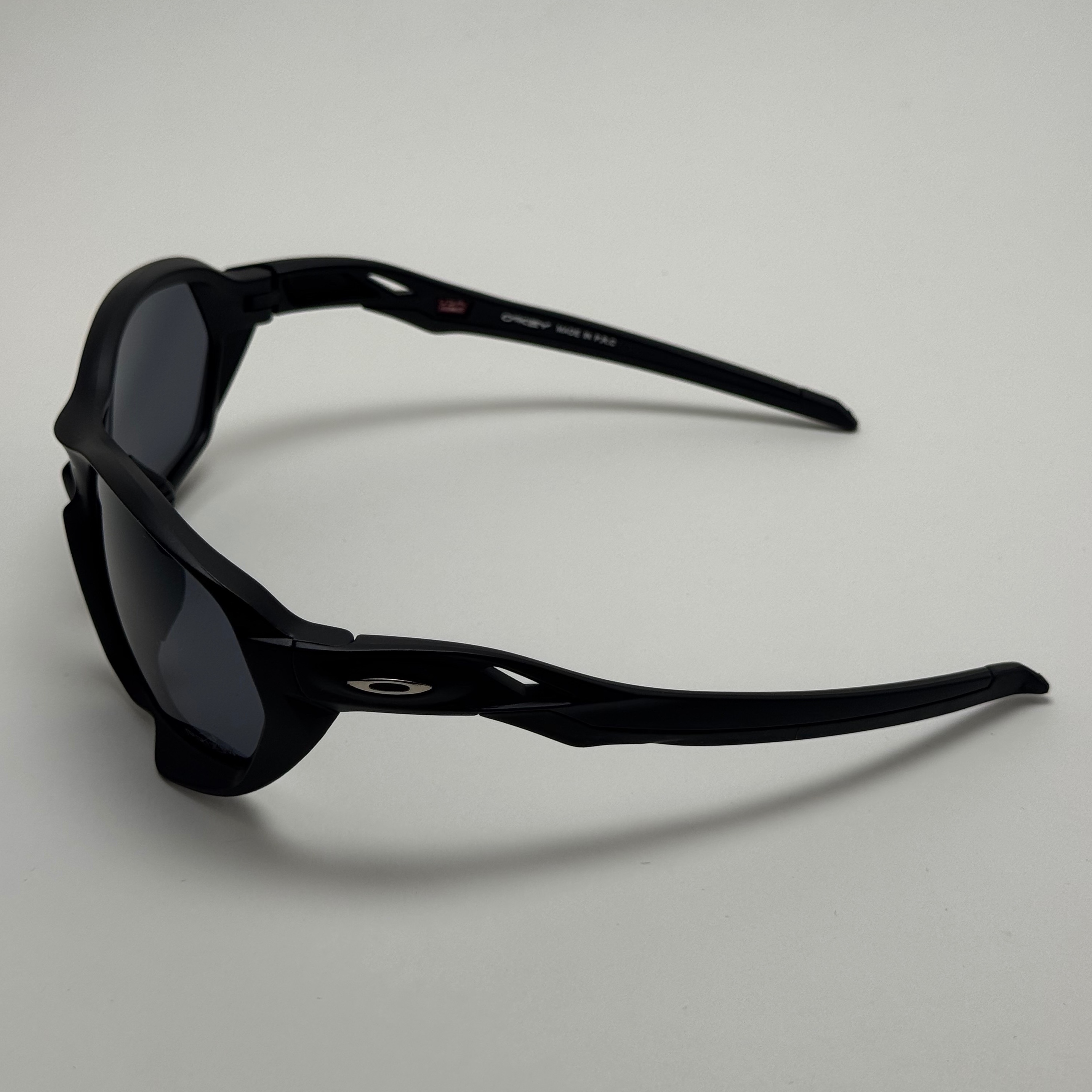 عینک آفتابی اسپرت اوکلی Oakley مدل 9019 تمام مشکی - دارای تکنولوژی پرایزم اوکلی