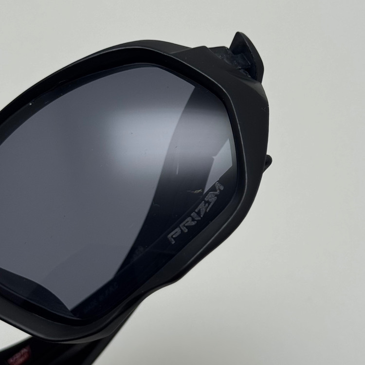 عینک آفتابی اسپرت اوکلی Oakley مدل 9019 تمام مشکی - دارای تکنولوژی پرایزم اوکلی