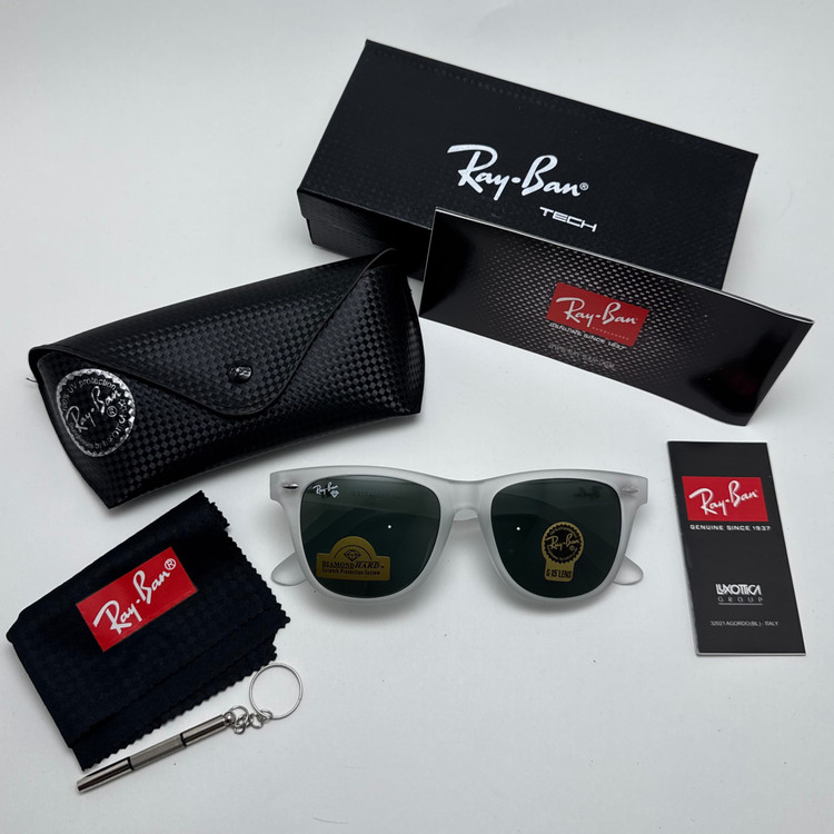 عینک آفتابی ریبن ویفرر شیشه سنگ یخی عدسی مشکی که همراه پک کامل ریبن Rayban WAYFARER RB 2140 سایز 54