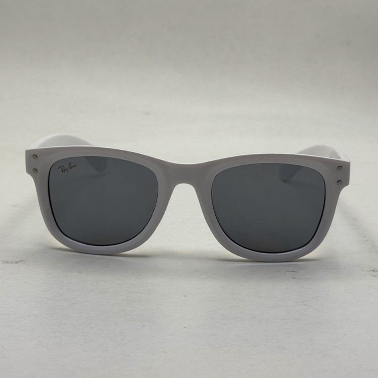 عینک آفتابی ریبن ویفرر ریورس سفید به همراه پک کامل rayban