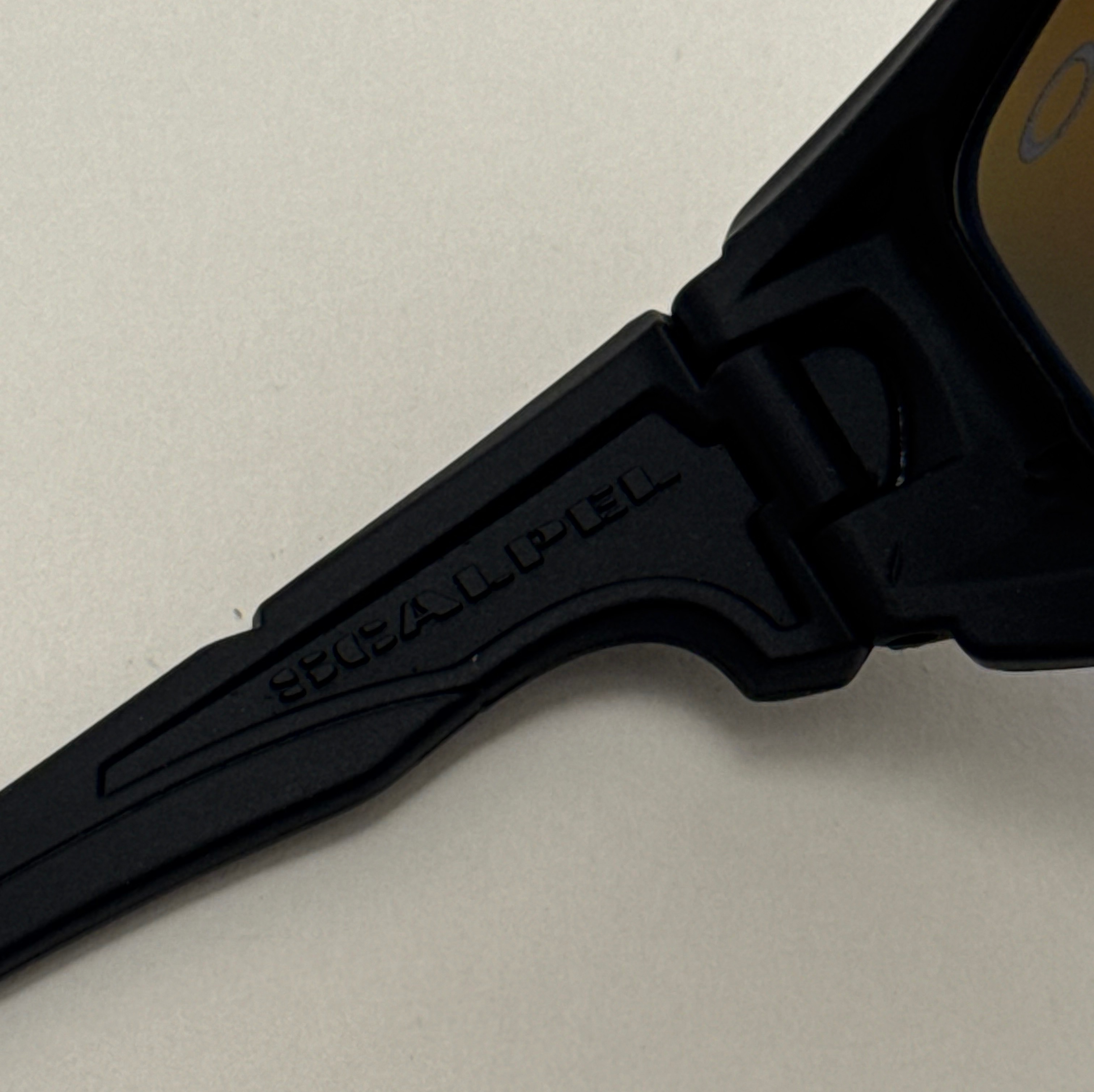 عینک آفتابی اسپرت اوکلی Oakley مدل SCLAPEL مشکی عدسی آبی کد 7032