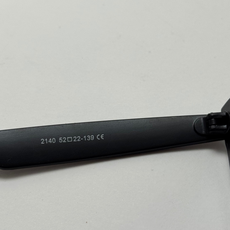 عینک آفتابی فوق سبک ویفرر تمام مشکی کد 2140