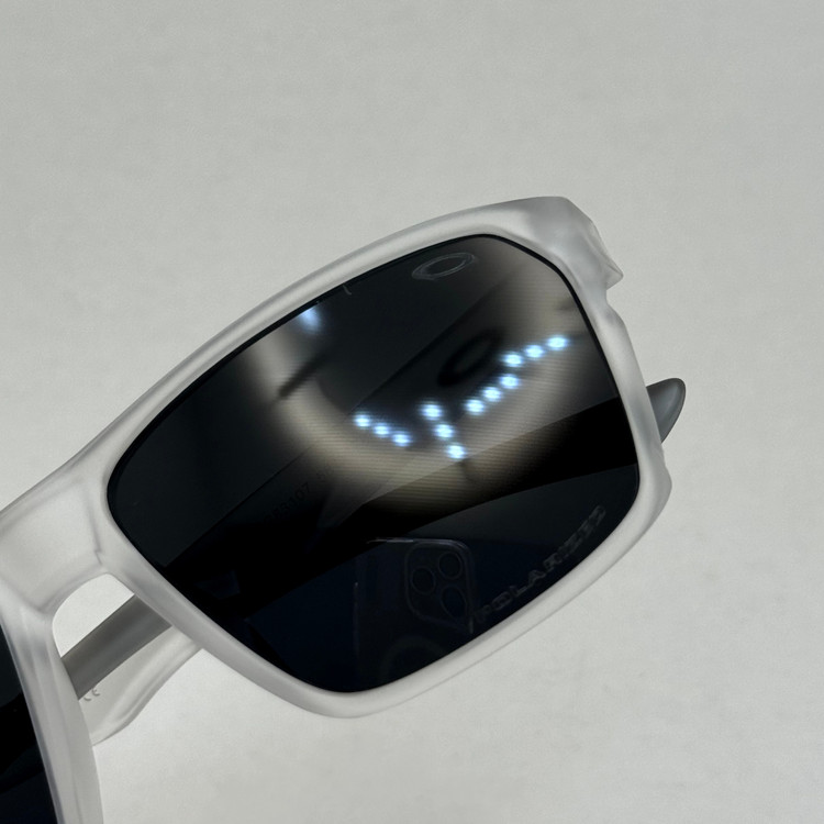 عینک اوکلی مستطیلی پلاریزه سبک OAKLEY آمریکایی مشکی فریم شفاف کد WG83107