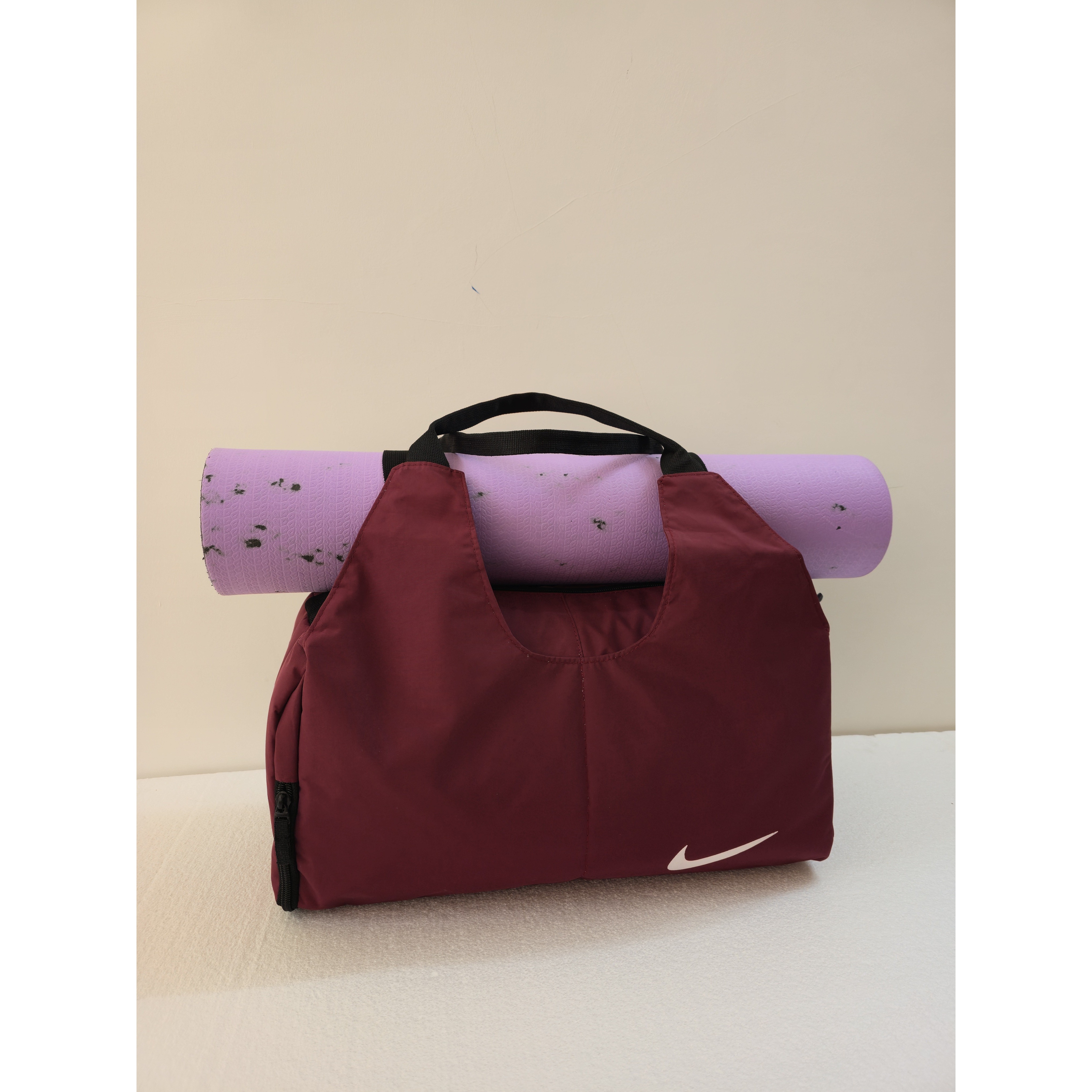 ساک باشگاهی جاکفشی دار زنانه مدل یوگایی (مارک به صورت رندوم alo, nike)