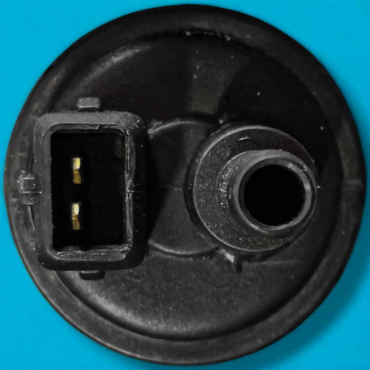 شیر برقی کنیستر بنزین بست یدک مدل زیمنس کد XU7.XU7P.XUM مناسب برای پژو 405 ، پارس سمند
